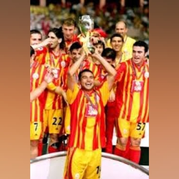 Galatasaray 2000/01 Home Jersey #7 Okan Large - Picture 6 of 6